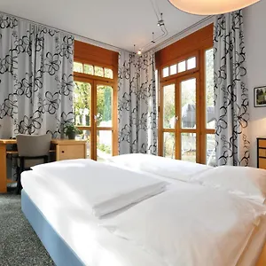 Hotel Waldperlach By Blattl, Múnich